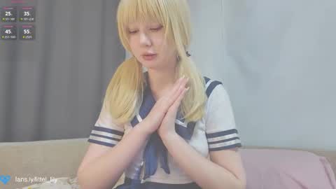 Snapshot of virgiin_lily chatting on October 27, 2025, 4:33 pm Lily online show from October 27, 2025, 4:33 pm