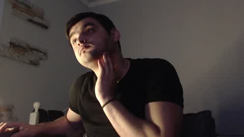 Snapshot of virgil____ chatting on December 11, 2024, 8:15 am virgil____ online show from December 11, 2024, 8:15 am