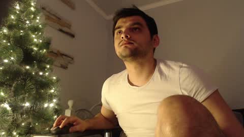 Snapshot of virgil____ chatting on December 14, 2024, 7:25 pm virgil____ online show from December 14, 2024, 7:25 pm