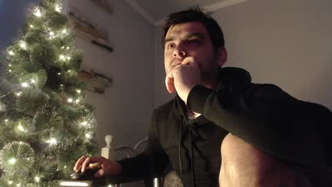 Snapshot of virgil____ chatting on December 15, 2024, 5:34 am virgil____ online show from December 15, 2024, 5:34 am