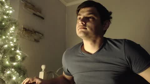 Snapshot of virgil____ chatting on December 27, 2024, 7:46 pm virgil____ online show from December 27, 2024, 7:46 pm