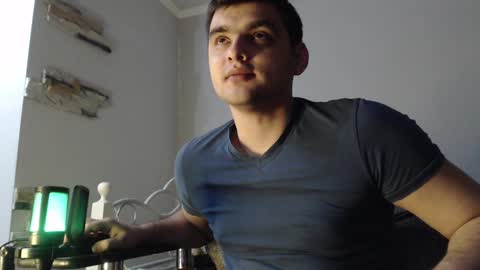 Snapshot of virgil____ chatting on January 10, 2025, 8:26 pm virgil____ online show from January 10, 2025, 8:26 pm