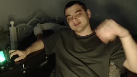 Snapshot of virgil____ chatting on February 28, 2025, 4:20 pm virgil____ online show from February 28, 2025, 4:20 pm