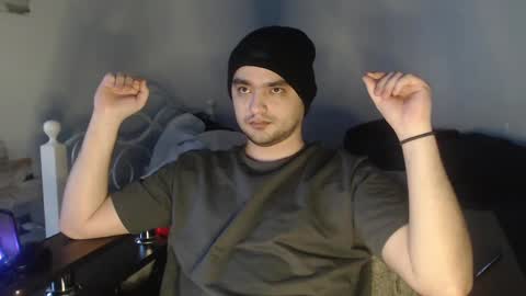 Snapshot of virgil____ chatting on March 5, 2025, 6:44 am virgil____ online show from March 5, 2025, 6:44 am