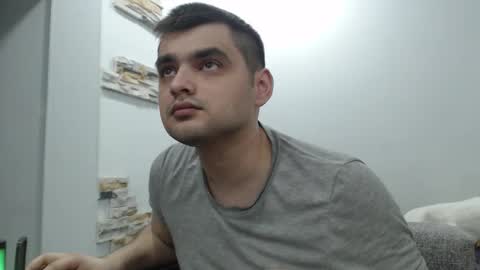 Snapshot of virgil____ chatting on September 8, 2025, 6:07 pm virgil____ online show from September 8, 2025, 6:07 pm