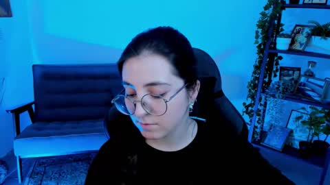 Snapshot of virtualvoyant chatting on October 6, 2025, 7:17 am your love online show from October 6, 2025, 7:17 am