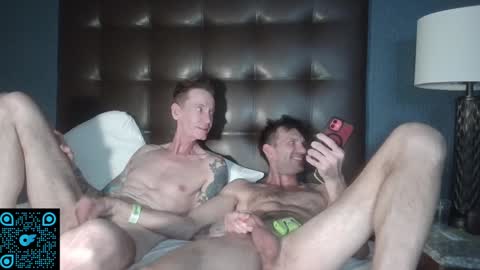 Snapshot of vislaxxx chatting on January 9, 2025, 12:30 pm Pachinko De Gallo online show from January 9, 2025, 12:30 pm