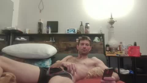 Snapshot of vislaxxx chatting on January 26, 2025, 1:20 am Pachinko De Gallo online show from January 26, 2025, 1:20 am