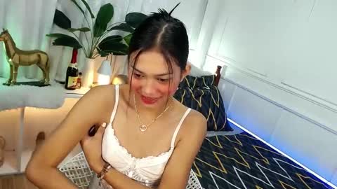 Snapshot of vivian_roberts chatting on March 5, 2025, 7:06 pm Vivian online show from March 5, 2025, 7:06 pm