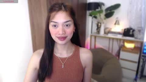 Snapshot of vivian_roberts chatting on October 29, 2025, 2:03 am Vivian online show from October 29, 2025, 2:03 am