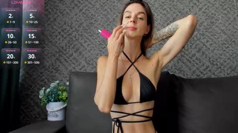 Snapshot of vvalkyriee chatting on September 20, 2025, 1:12 pm vvalkyriee online show from September 20, 2025, 1:12 pm