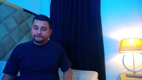 Snapshot of wanda_ember chatting on October 30, 2025, 2:02 am Wanda and Ember online show from October 30, 2025, 2:02 am