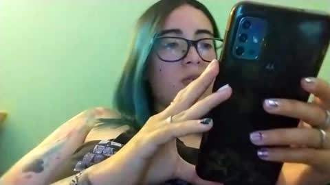 Snapshot of waningrosee chatting on January 2, 2025, 10:33 pm Waningrose  Lu online show from January 2, 2025, 10:33 pm