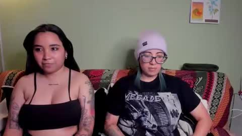 Snapshot of waningrosee chatting on February 16, 2025, 5:48 am Waningrose  Lu online show from February 16, 2025, 5:48 am