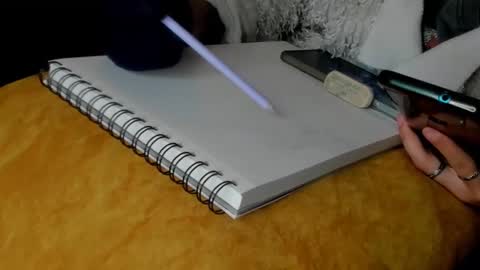 Snapshot of waningrosee chatting on March 8, 2025, 7:42 pm Waningrose  Lu online show from March 8, 2025, 7:42 pm