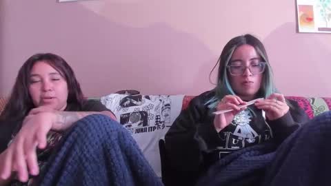 Snapshot of waningrosee chatting on September 11, 2025, 9:37 pm Waningrose  Lu online show from September 11, 2025, 9:37 pm