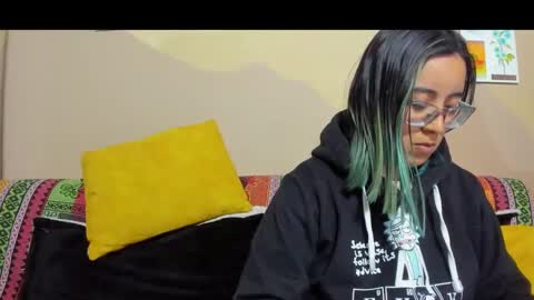 Snapshot of waningrosee chatting on October 12, 2025, 11:04 pm Waningrose  Lu online show from October 12, 2025, 11:04 pm