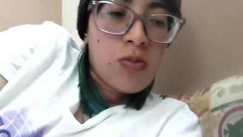 Snapshot of waningrosee chatting on October 19, 2025, 11:27 pm Waningrose  Lu online show from October 19, 2025, 11:27 pm