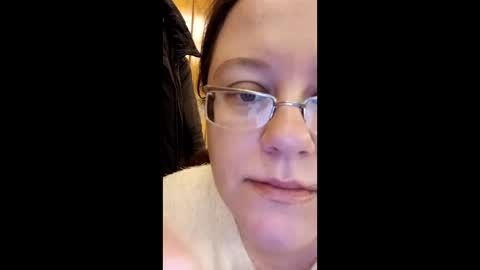 Snapshot of webgirl2 chatting on January 14, 2025, 7:43 pm Marina online show from January 14, 2025, 7:43 pm