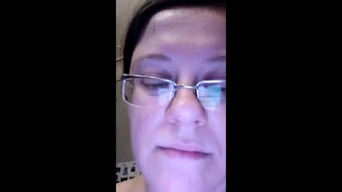 Snapshot of webgirl2 chatting on January 22, 2025, 1:10 am Marina online show from January 22, 2025, 1:10 am