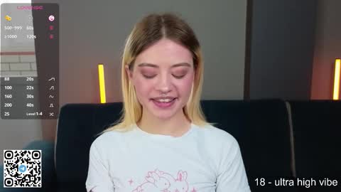 Snapshot of wendylovelylovew chatting on October 10, 2025, 6:56 am Wendy online show from October 10, 2025, 6:56 am