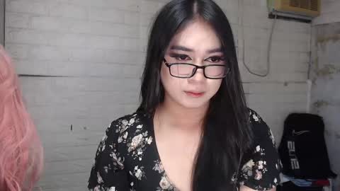 Snapshot of weremeanttobe chatting on October 10, 2025, 6:56 am andrew online show from October 10, 2025, 6:56 am