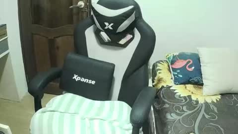 Snapshot of wetlynpussy4u chatting on September 20, 2025, 4:30 pm Lyns online show from September 20, 2025, 4:30 pm