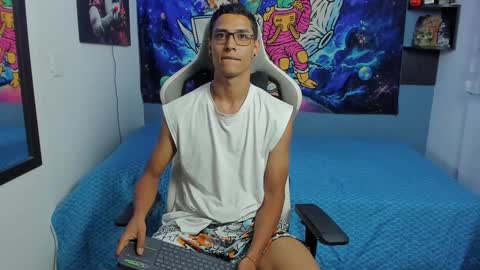 Snapshot of wexx_ chatting on January 27, 2025, 10:16 am wex online show from January 27, 2025, 10:16 am