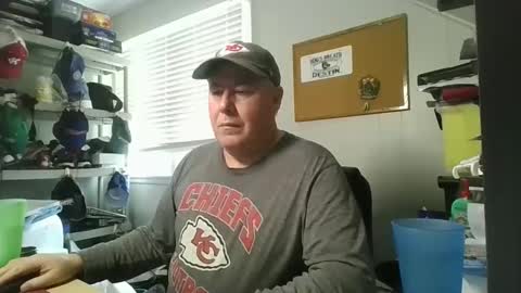 Snapshot of whiskyguy47 chatting on January 12, 2025, 5:44 pm whiskyguy47 online show from January 12, 2025, 5:44 pm
