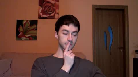 Snapshot of white_sport chatting on November 11, 2025, 2:28 pm Tom online show from November 11, 2025, 2:28 pm