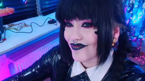 Snapshot of wickedxqueen chatting on February 4, 2025, 4:59 am Laura  online show from February 4, 2025, 4:59 am
