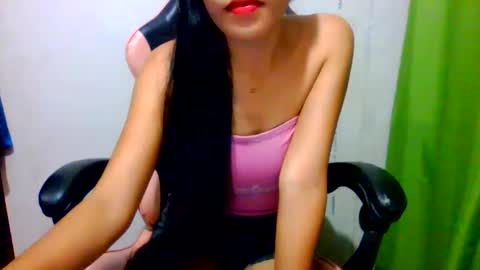 Snapshot of wild_doll69 chatting on March 1, 2025, 1:18 pm wild_doll69 online show from March 1, 2025, 1:18 pm