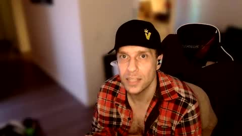 Snapshot of wild_otters chatting on January 29, 2025, 4:36 am Wi1d Ott3r online show from January 29, 2025, 4:36 am