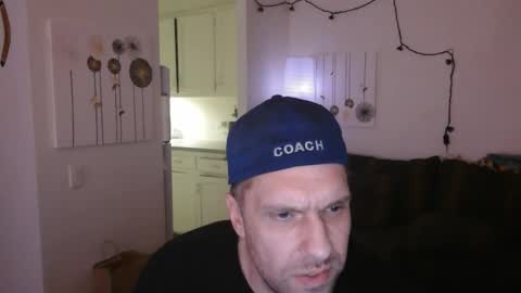 Snapshot of wild_otters chatting on October 14, 2025, 6:14 am Wi1d Ott3r online show from October 14, 2025, 6:14 am