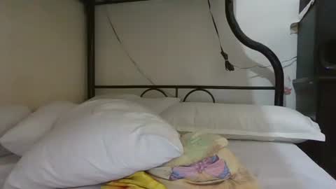 Snapshot of wildbrownchick69 chatting on February 27, 2025, 12:32 am WildChick online show from February 27, 2025, 12:32 am