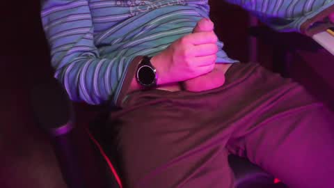 Snapshot of wilder6969 chatting on January 11, 2025, 12:01 am Carlos online show from January 11, 2025, 12:01 am