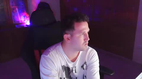 Snapshot of wilder6969 chatting on October 16, 2025, 9:05 pm Carlos online show from October 16, 2025, 9:05 pm