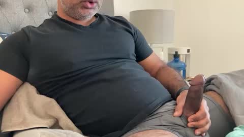 Snapshot of wildhungry chatting on January 21, 2025, 4:58 pm wildhungry online show from January 21, 2025, 4:58 pm