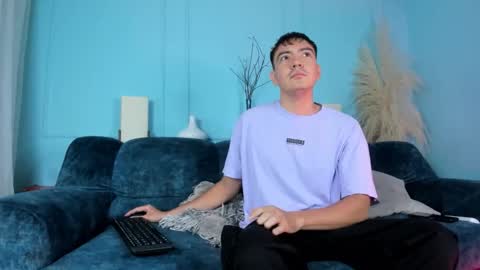 Snapshot of will_harvey chatting on November 20, 2025, 12:16 pm will_harvey online show from November 20, 2025, 12:16 pm