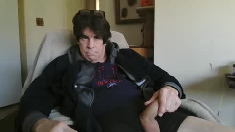 Snapshot of willtie26 chatting on January 8, 2025, 7:03 pm willtie26 online show from January 8, 2025, 7:03 pm