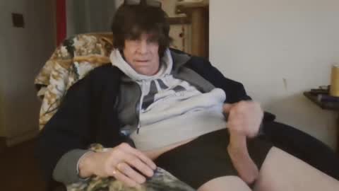 Snapshot of willtie26 chatting on February 15, 2025, 9:37 pm willtie26 online show from February 15, 2025, 9:37 pm