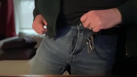 Snapshot of wintyr chatting on January 27, 2025, 9:44 pm wintyr online show from January 27, 2025, 9:44 pm