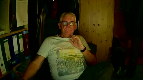 Snapshot of wonneprop10 chatting on February 21, 2025, 4:59 pm Always Horny online show from February 21, 2025, 4:59 pm