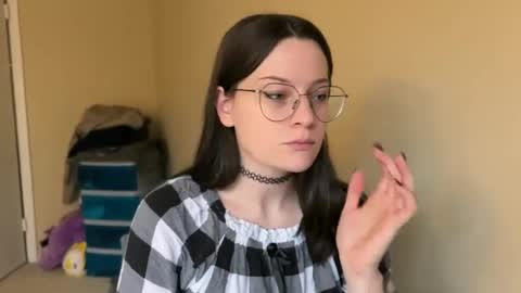 Snapshot of worship_lucina chatting on February 6, 2025, 6:13 pm Lucina online show from February 6, 2025, 6:13 pm