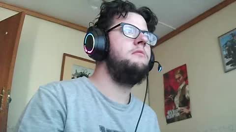 Snapshot of worsie333 chatting on December 20, 2024, 12:16 pm worsie online show from December 20, 2024, 12:16 pm