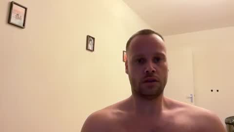 Snapshot of wsvogel chatting on February 9, 2025, 4:40 pm joejoe online show from February 9, 2025, 4:40 pm