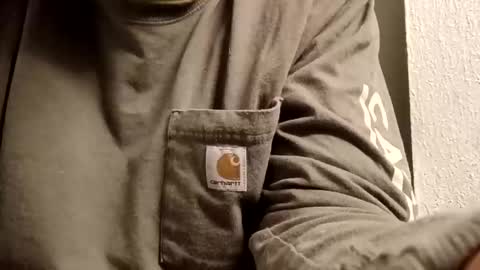 Snapshot of wtfamiwatching_ chatting on November 3, 2025, 12:24 am wtfamiwatching_ online show from November 3, 2025, 12:24 am