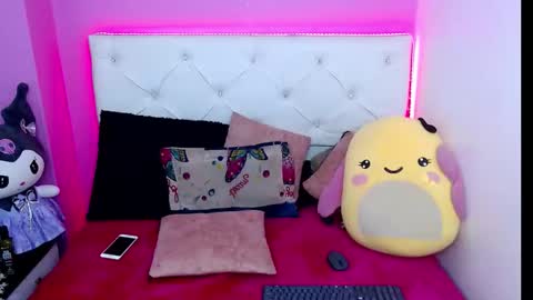 x_kikke_x online show from October 4, 2025, 2:59 pm