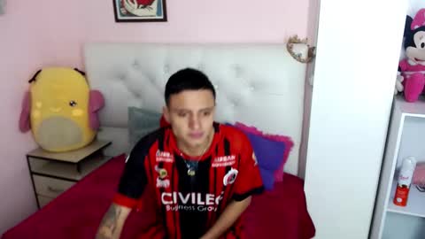 x_kikke_x online show from October 13, 2025, 1:44 pm