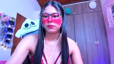 XALLYSONX online show from October 22, 2025, 11:32 am